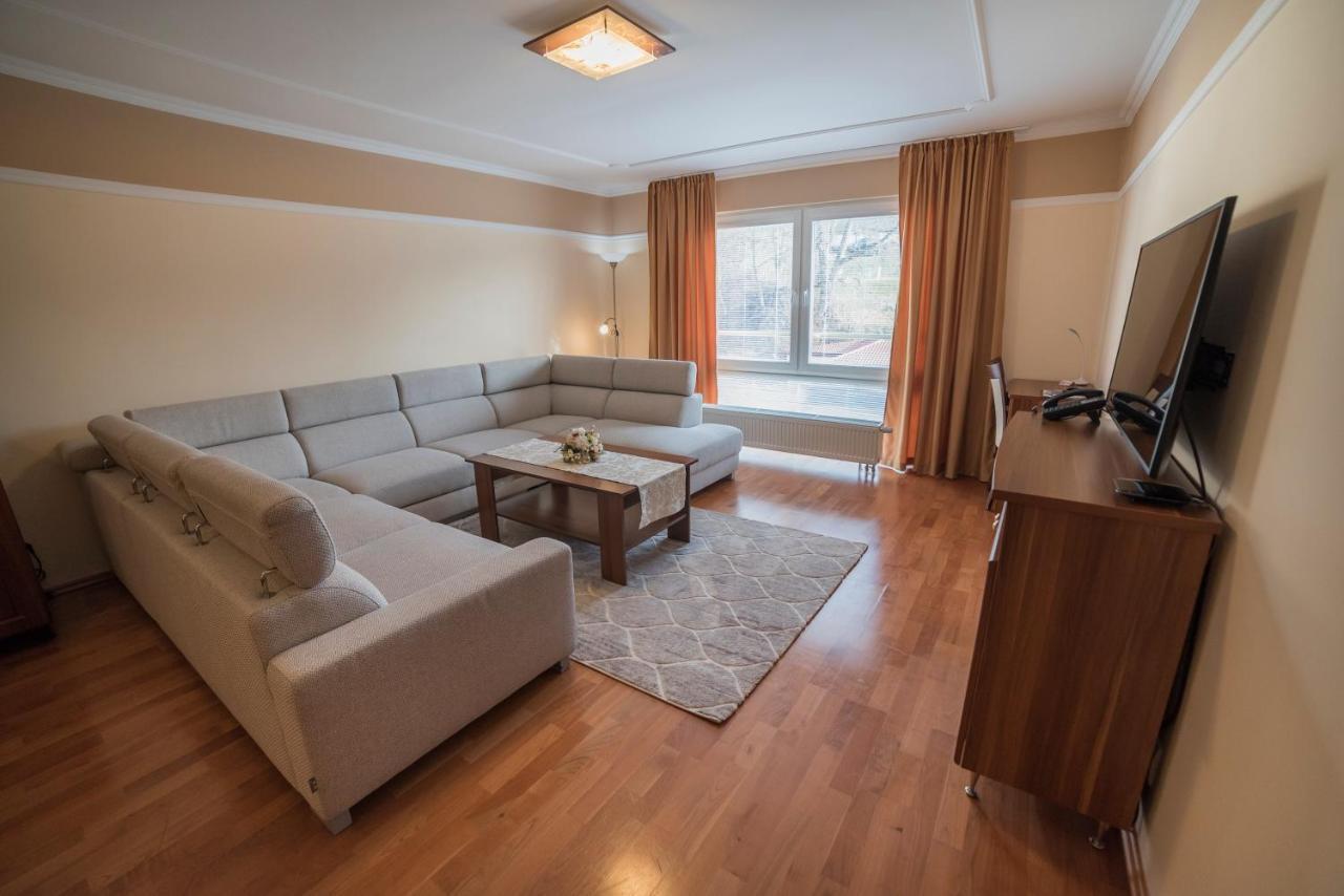 Hotel Alfa Giraltovce ภายนอก รูปภาพ